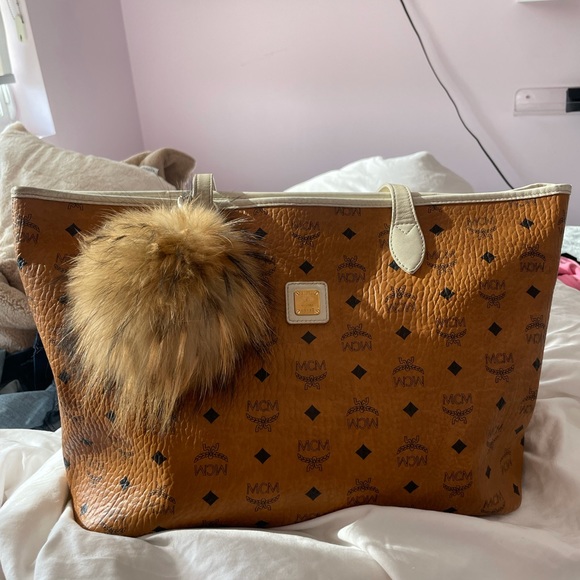 MCM Visetos Medium Tote Cognac Off-White - Picture 1 of 4